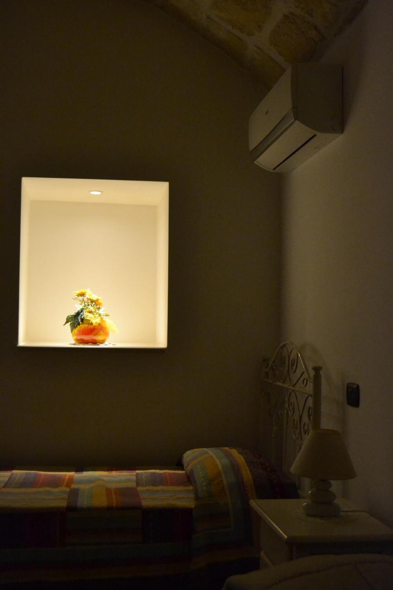 Al Borgo Antico Ristorante E B&B 크리스피아노 외부 사진