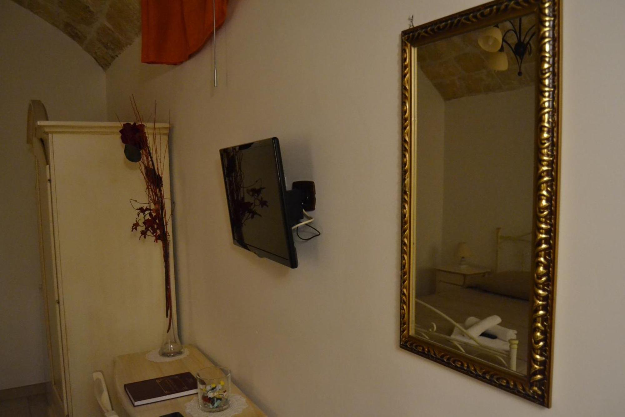 Al Borgo Antico Ristorante E B&B 크리스피아노 외부 사진