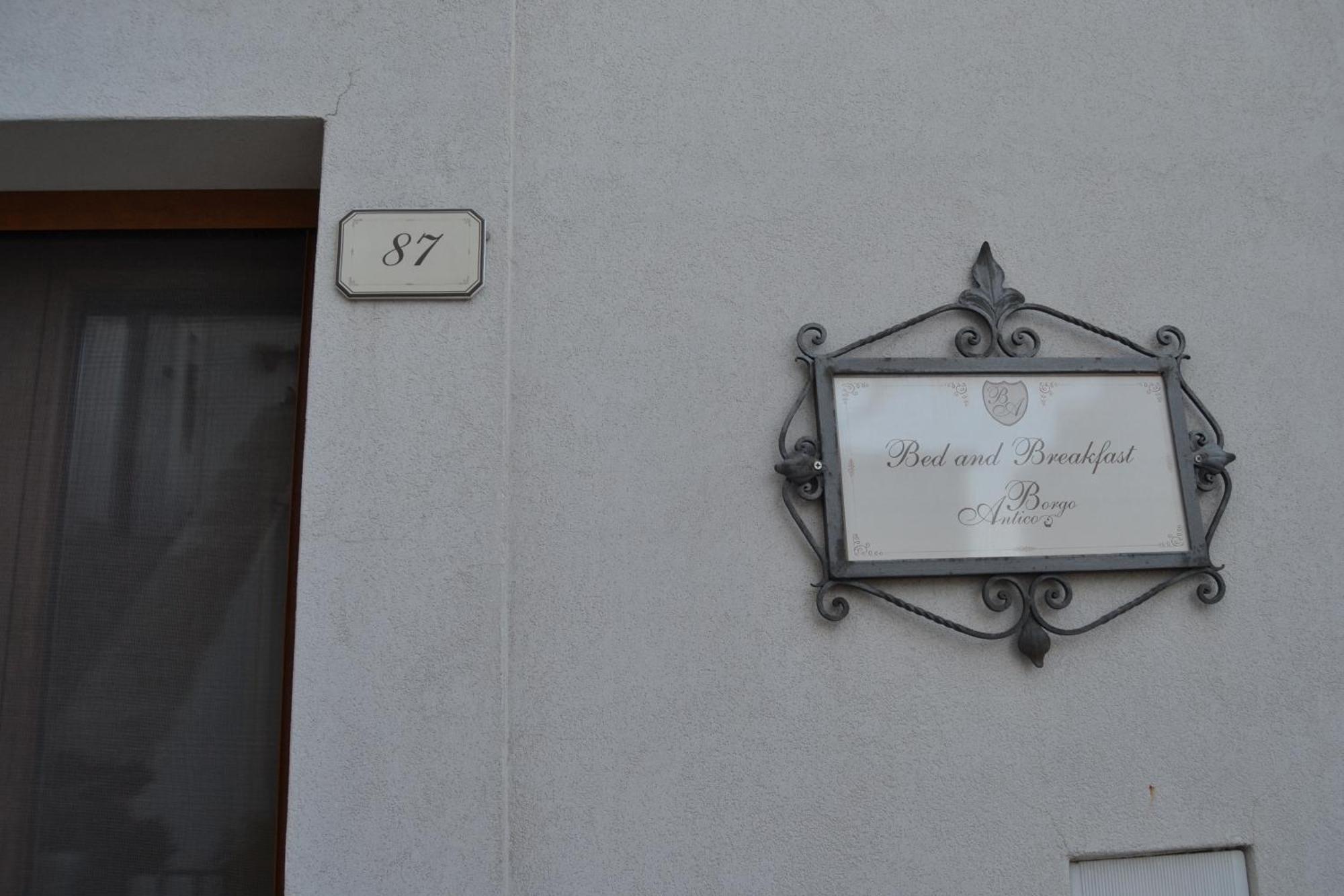 Al Borgo Antico Ristorante E B&B 크리스피아노 외부 사진