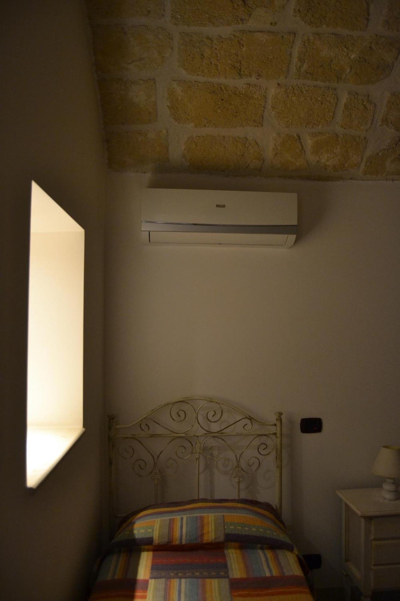 Al Borgo Antico Ristorante E B&B 크리스피아노 외부 사진