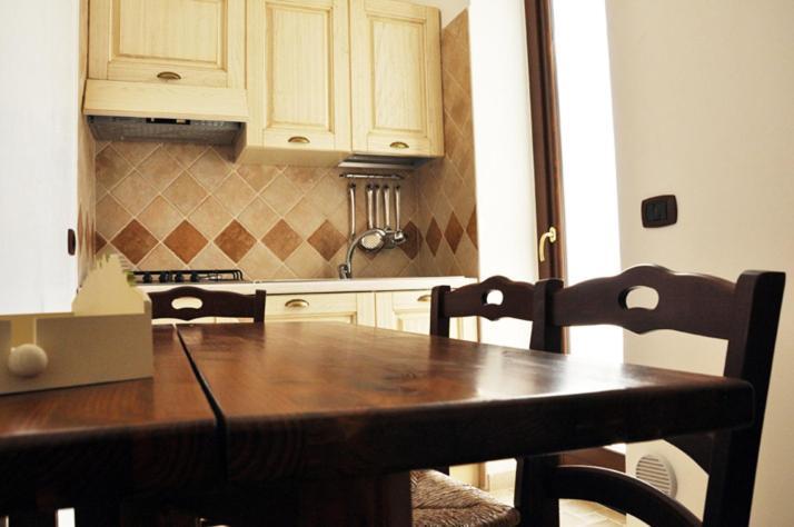 Al Borgo Antico Ristorante E B&B 크리스피아노 외부 사진